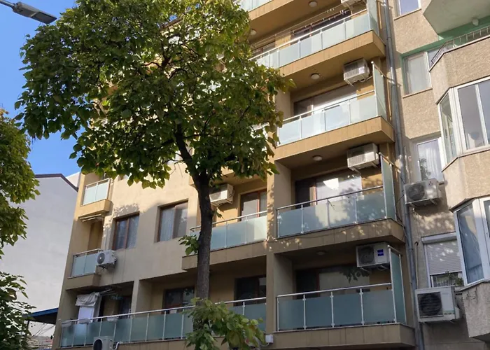 Le Petit Escape Warna